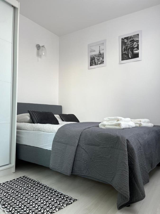 Warsaw Inside Solec With Private Parking Apartment Luaran gambar