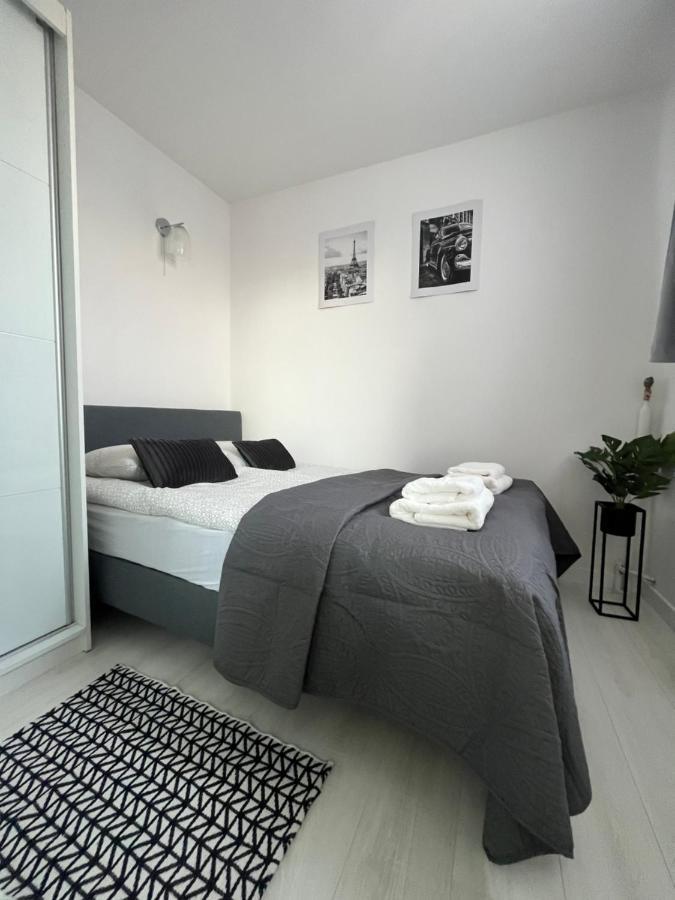 Warsaw Inside Solec With Private Parking Apartment Luaran gambar